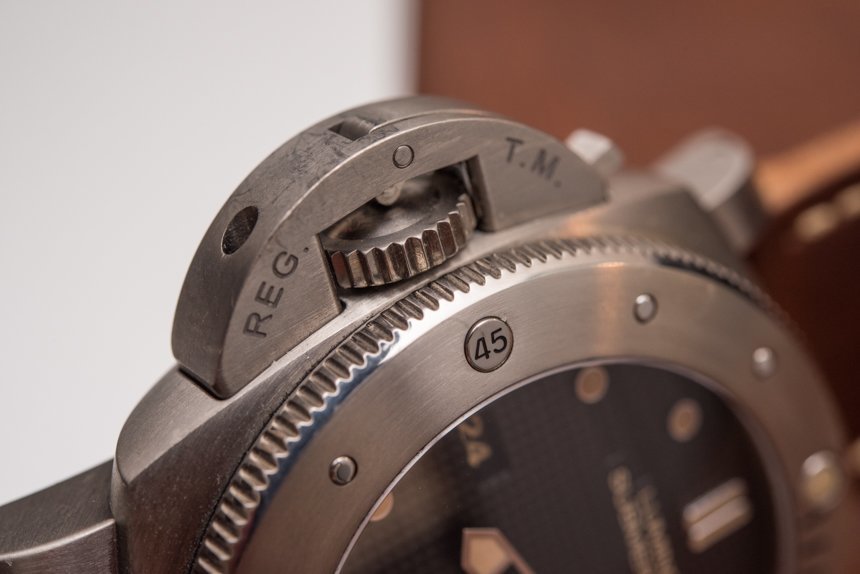 Panerai Luminor Submersible PAM569 Titanio Replica